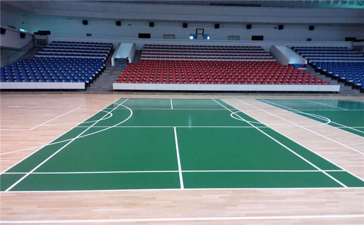 新疆橡膠木籃球場木地板怎么賣？