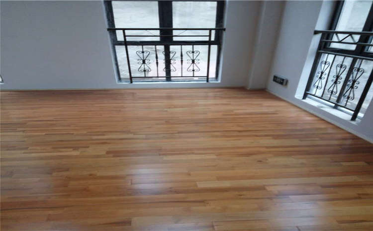 南寧松木羽毛球館木地板廠家價(jià)格