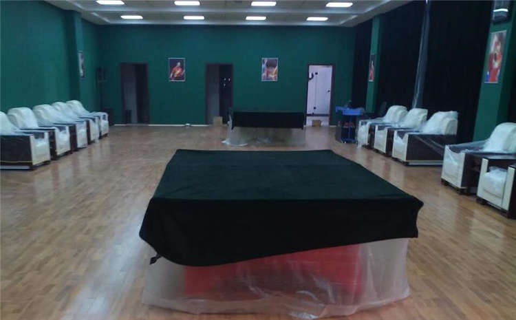 拼接板舞臺(tái)實(shí)木地板怎么翻新