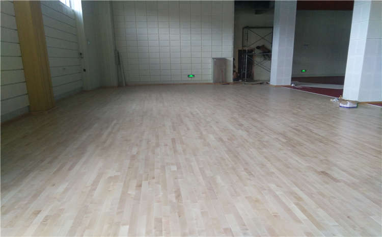 硬木企口舞臺(tái)木地板專(zhuān)業(yè)保養(yǎng)措施