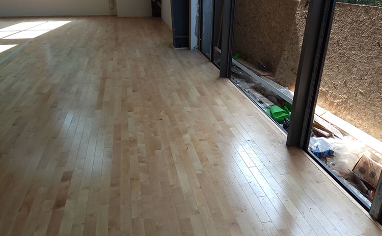 西藏楓樺木舞臺(tái)木地板廠家價(jià)格